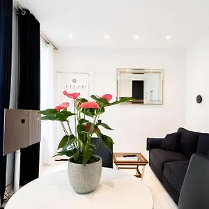 Luxury Les Champs-elysees Parigi